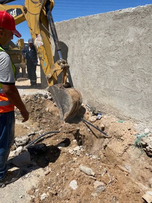 المياه : 15 اعتداء جديد في مناطق مأدبا والاغوار الجنوبية لبيع مياه مخالفة وتزويد مزارع وبيع صهاريج