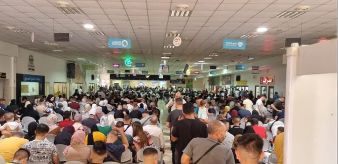 الشيخ: اتصالات مكثفة مع الأردن لإيجاد حل للوضع المأساوي على معبر الكرامة