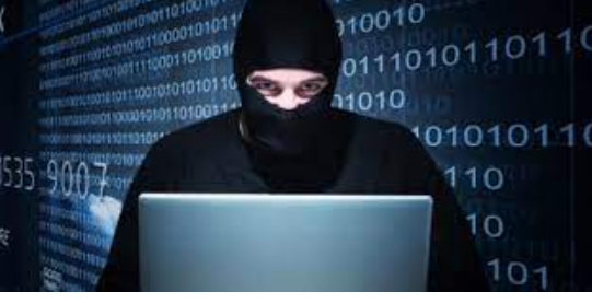 الجرائم الإلكترونية: الصفحات الوهمية تسرق وتبتز ضحاياها