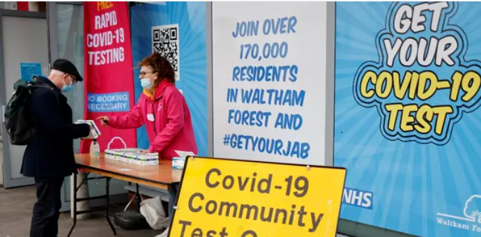 كورونا يعصف بأوروبا.. وتحذير من التهاون بالفيروس