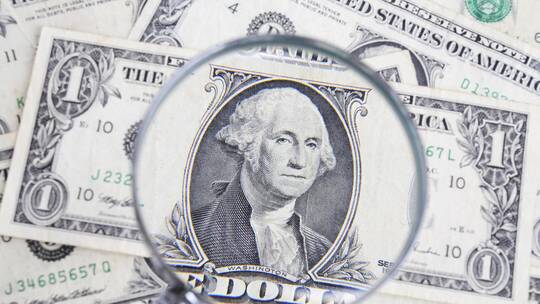 على خطى اليابان والصين.. دولتان عربيتان تخفضان استثماراتهما في سندات الخزانة الأمريكية