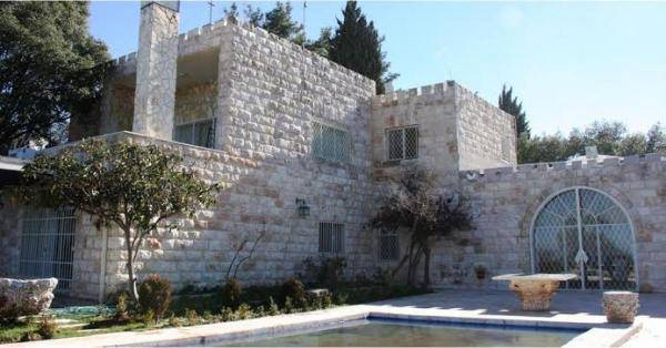 بتوجيه من بشر الخصاونة..لجنة تحقيق حول ممارسات في متحف الشهيد وصفي التل