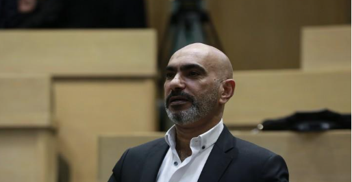 الحراسيس: النواب ليسوا أولاداً صغار