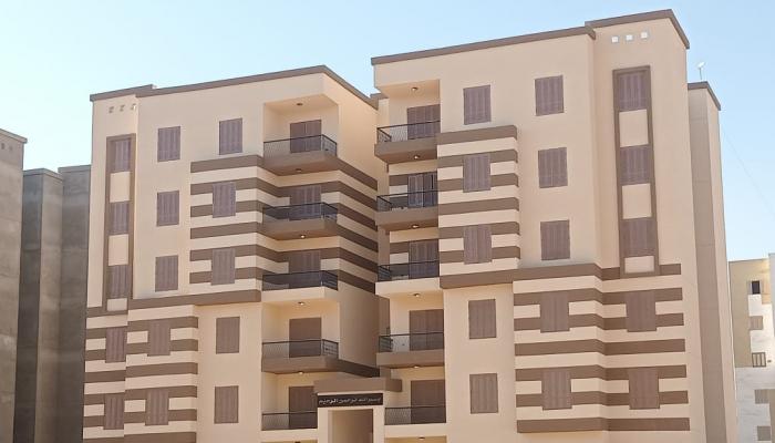 تفاصيل طرح 100 ألف شقة في مصر