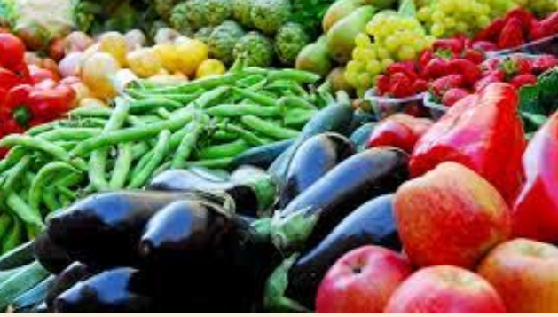 2841 طن خضار وفواكه ترد للسوق المركزي اليوم