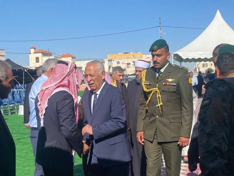 العيسوي ينقل تعازي الملك إلى قبيلة بني حميدة_صور