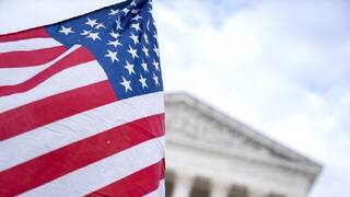 أمريكا تقر بمقتل اثنين من مرتزقتها في دونباس