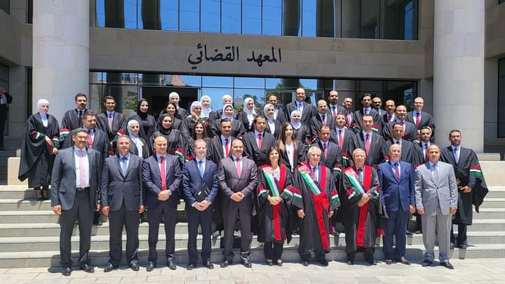 حفل تخريج الفوج العشرين  برنامج دبلوم المعهد القضائي _صور