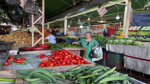 مؤشرات على انزلاق الاقتصاد التونسي إلى أزمة