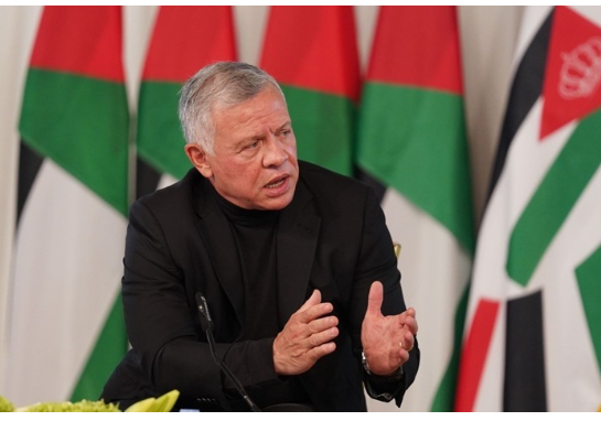 إيران ترحب بتصريحات الملك بشأن تعزيز العلاقات معها