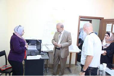 الكوفحي يحث موظفي بلدية إربد على تغيير الصورة النمطية عنها