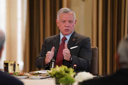 الملك يلتقي رؤساء جامعات ويناقش الاحزاب والطلبة