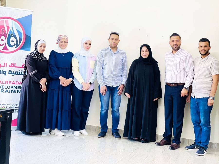 الدكتورة تليلان تعقد اجتماع مع  المدير العام لمركز آفاق الريادة للتنمية والتدريب في المفرق