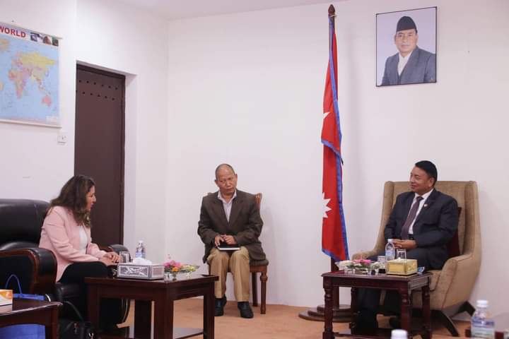 نائب رئيس الجمهورية النيبالي يستقبل سفيرة مصر في كاتماندو