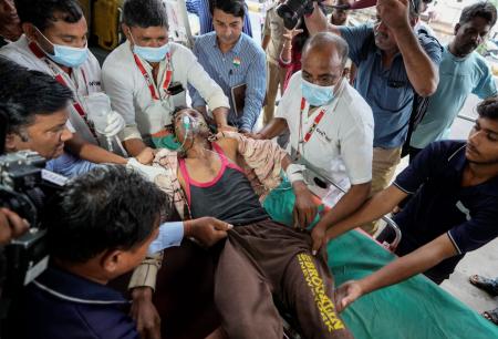 خمور مغشوشة تقتل 26 شخصاً وتدخل أكثر من 30 آخرين المستشفى في الهند