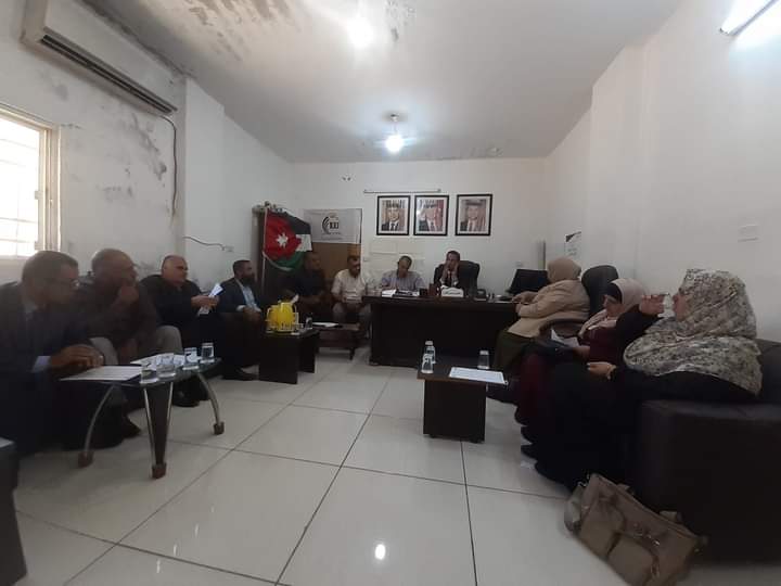 مجلس بلدي عجلون يعقد جلسته في منطقة الصفا ويتفقد احتياجاتها