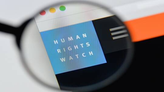 هيومن رايتس ووتش تنتقد تقنيات قمعية تستهدف المعارضين في المغرب