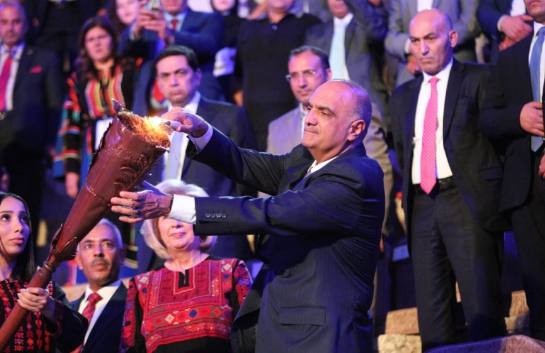 سخرية أردنية من قداحة مهرجان جرش