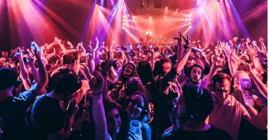 الحفلات الغنائية تنعكس ايجاباً على حجوزات الفنادق في الأردن