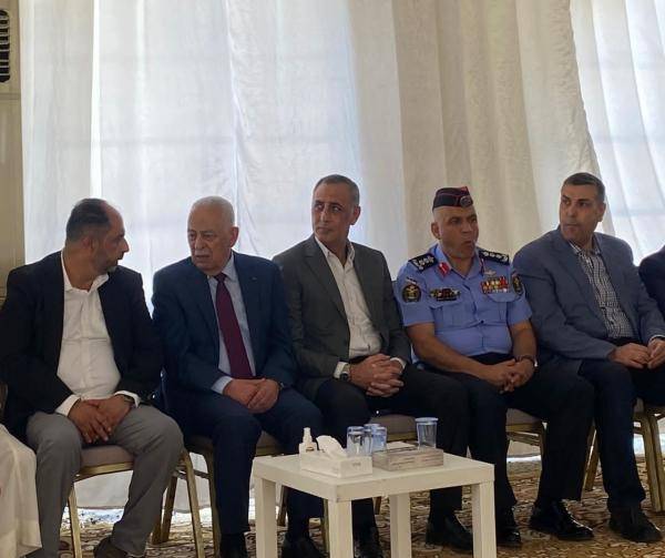 مندوبا عن الملك.. العيسوي يقدم واجب العزاء بوفاة العميد المتقاعد محمد علي الحوراني