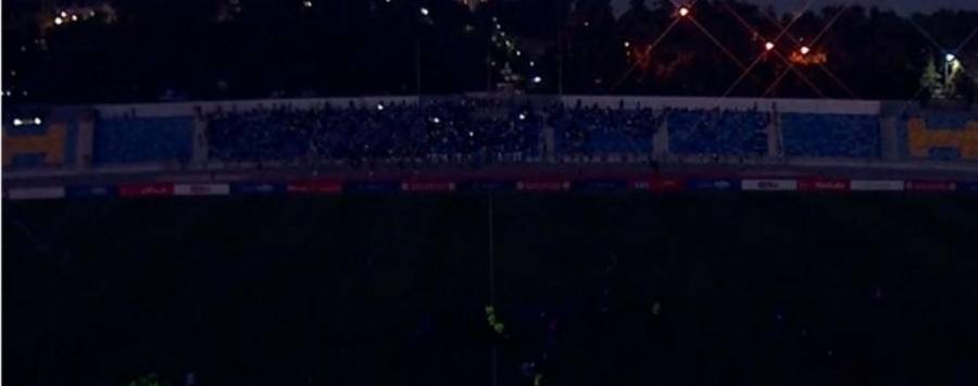 الكهرباء الاردنية : انقطاع التيار الكهربائي أثناء مباراة الفيصلي وشباب العقبة بسبب خلل داخلي