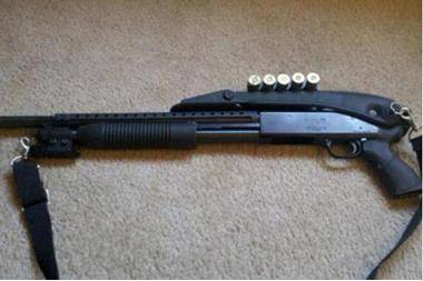 عاجل... صاحب محل يُطلق النار على منافس له ويصيب شخصين في جرش