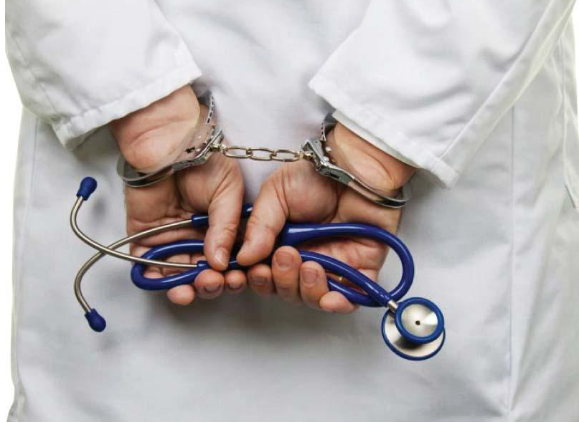 وقف ملاحقة طبيب اردني تسبب بوفاة مريض والسبب !!