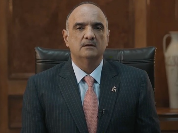 رئيس الوزراء يعلن خطة تطوير القطاع العام الأحد