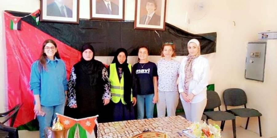 افتتاح معرض مشغولات الصابون في جمعية سيدات الرويشد... صور 