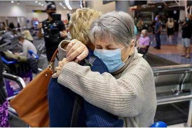 نيوزيلندا تعيد فتح حدودها بالكامل للمرة الأولى منذ بدء جائحة كورونا