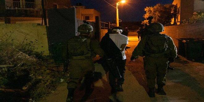 قوات الاحتلال تعتدي على الفلسطينيين قرب بيت لحم والخليل