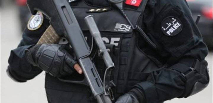 تونس: حجز كمية من الأسلحة بمخزن معد لصنع الصواعق الكهربائية