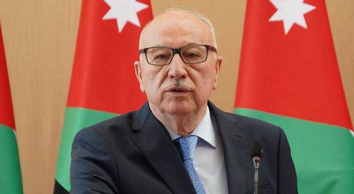 وزير الأشغال يوعز لفتح الطريق الموازي أم اللوز لوادي الريان بالتنسيق مع رئيس مبادرة مشروعك وطنك