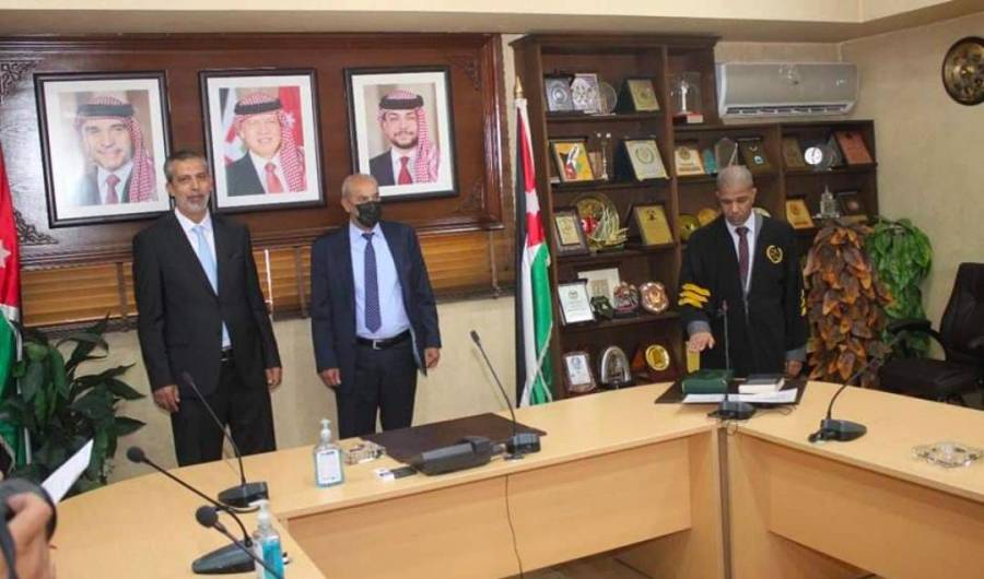 الخريشا يؤدي القسم أمام وزير العدل و نقيب المحامين