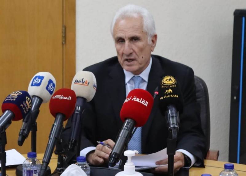 عاجل ...عويس : معدل التوجيهي سيؤهل الطالب لدخول الجامعة فقط