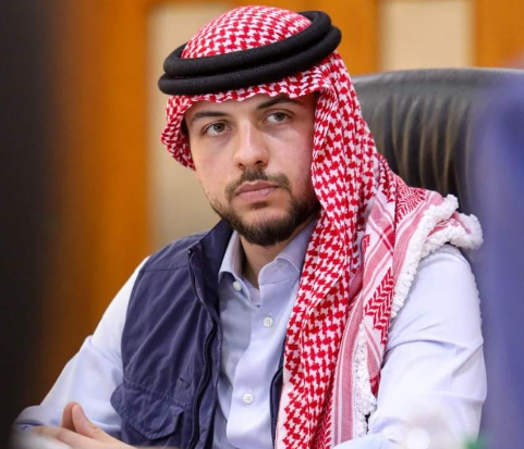 ولي العهد يعزي عشيرة الحوراني