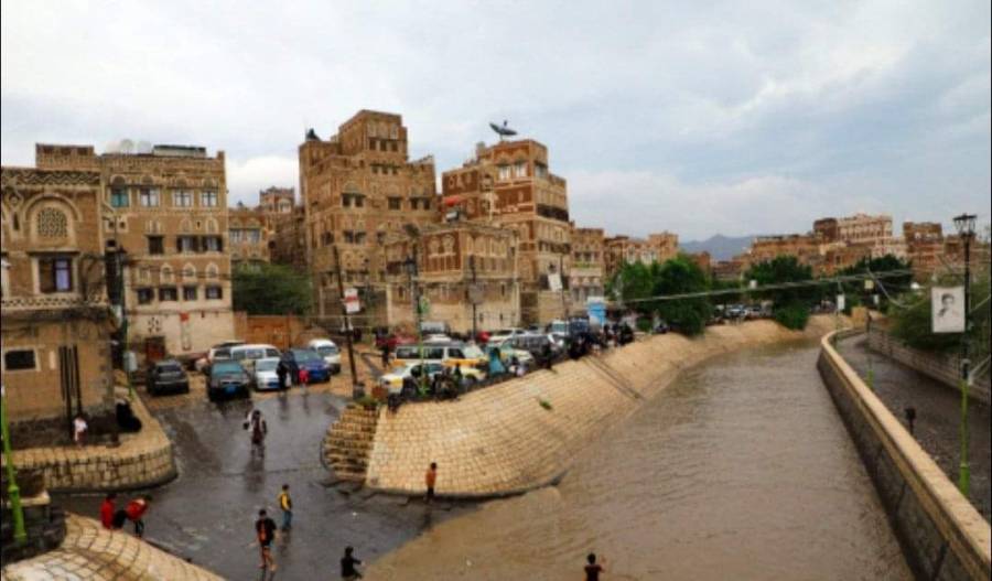 ارتفاع وفيات سيول اليمن إلى 45 شخصاً