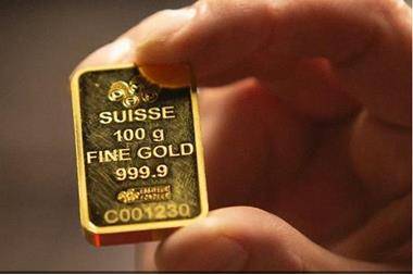 سويسرا تخرج عن صمتها وتحظر واردات الذهب من روسيا