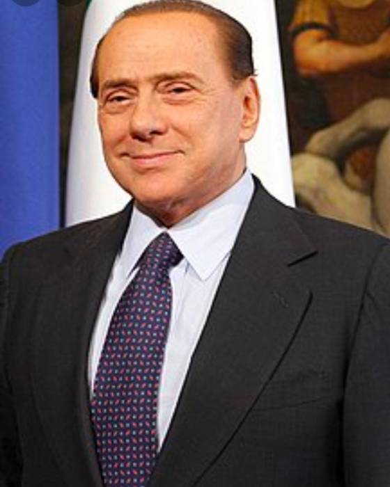 برلسكوني يؤكد عدم ترشحه في انتخابات إيطاليا ويحث على التصويت ليمين الوسط