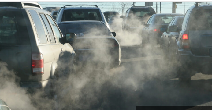 “الأزمات” للأردنيين: حتى لا تشتعل سياراتكم احذروا المعقمات