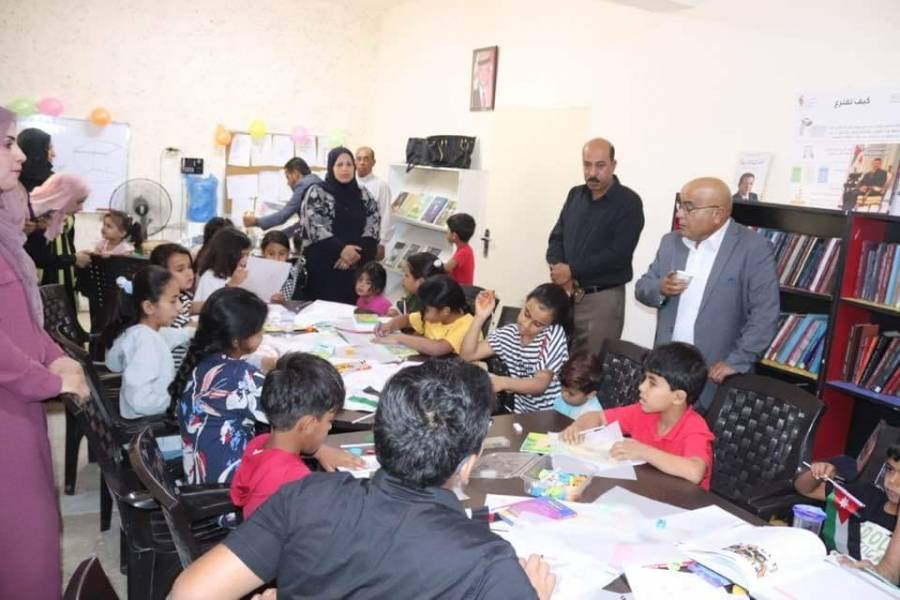 رئيس بلدية  الموقر يتابع الفعاليات في  النوادي الصيفية