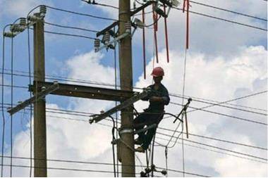 فصل التيار الكهربائي عن مناطق في الكرك اليوم الأحد  أسماء