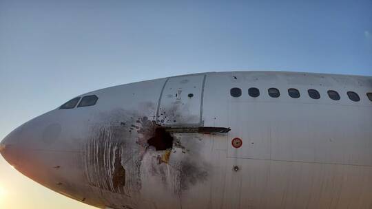 القضاء العراقي يحكم بالمؤبد على أربعة عناصر في فصائل مسلحة لاستهدافهم مطار بغداد الدولي