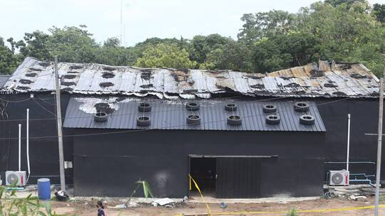 إثر حريق قتل فيه 15 شخصا.. توقيف مالك ملهى في تايلاند