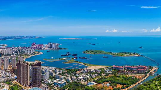 ضرورة إجراء 5 اختبارات سلبية لكورونا خلال 7 أيام.. 80 ألف سائح عالقون في هاواي الصينية!