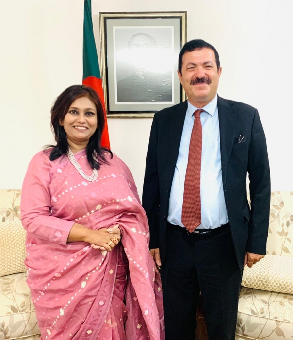 Nahida Subhan, the ambassador of Bangladesh in the capital Amman, one feels safe and I love Mansaf, Zarb and Sayadiya, and I am very happy in Amman