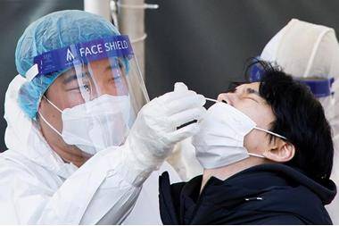 أكثر من 100 ألف حالة إصابة جديدة بكورونا في كوريا الجنوبية