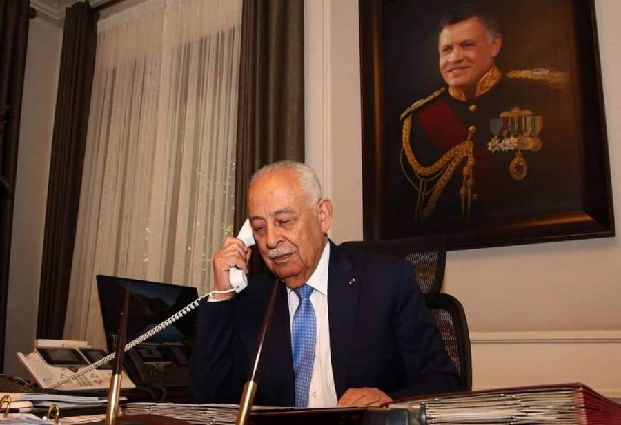 العيسوي ينقل تعازي الملك إلى المومني والفرجات