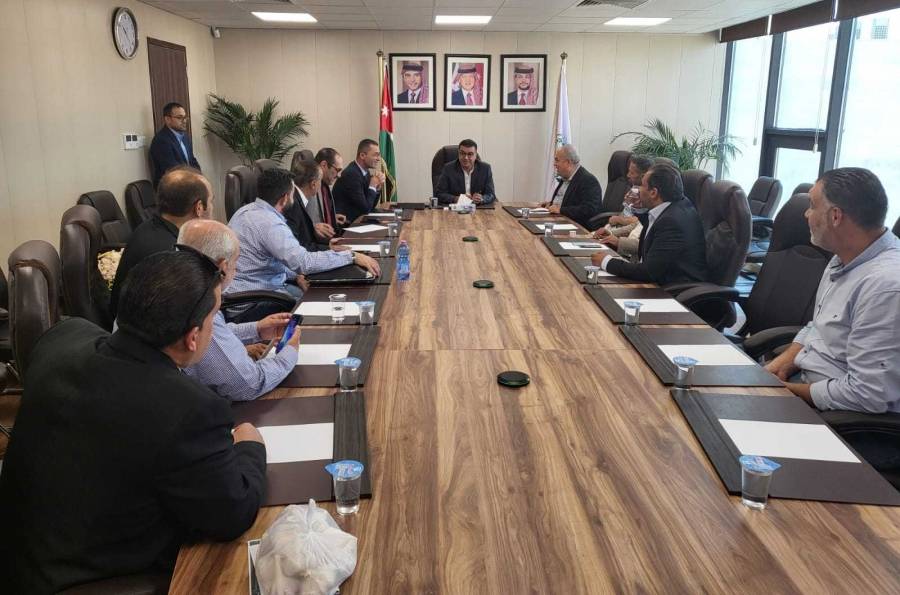 وزير الزراعة يدعو إلى حصر منتجات العجز المستوردة