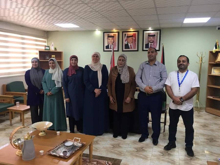 المعلمة فداء الحواجرة  في المركز الأول في مسابقة المشاركة  المجتمعية على مستوى المملكة ....صور 